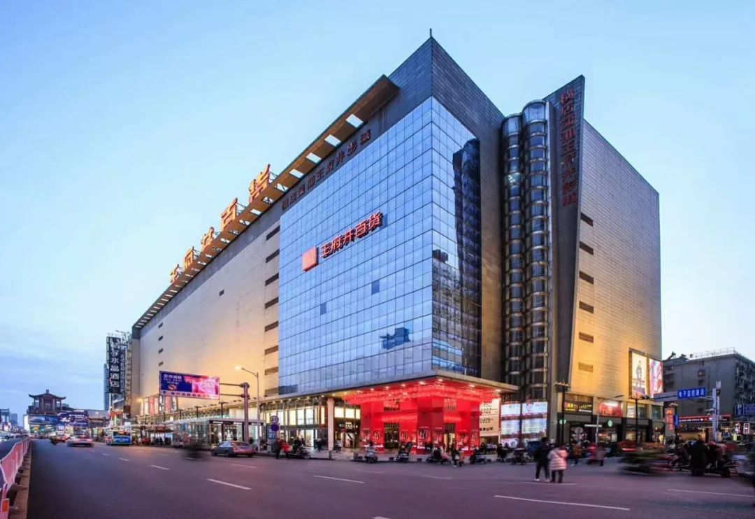 JPE新专柜湖南长沙王府井“醒狮临门”盛大启幕