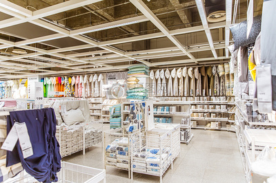 家居商场枕头被子展位陈列 初级农产品的自然营销之道